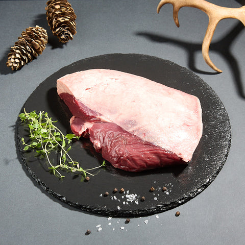 Rentier-Roastbeef vom Bullen mit Fettschicht