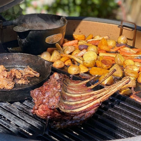 Renracks av renkött på grillen köp från Swedish Wild